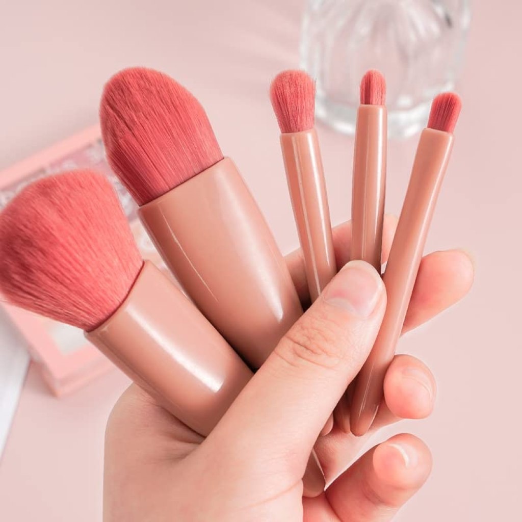 Mini Makeup Brush Set, Portable Mini Makeup Brush Case, Professional Travel Makeup Brush Set, Professional Travel Makeup Brush Set, Comes with Mirror, Ladies Face Eyebrow Blush and Lip Gloss.